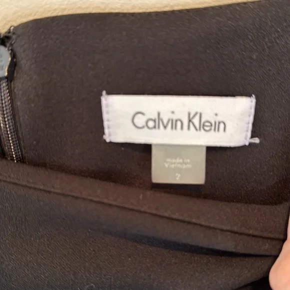 Calvin Klein Tailored Black Dress,‎ Size 2 - Picture 4 of 10